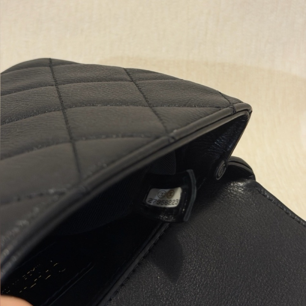 Chanel Envelope Flap Waist Bag -quilted Black Leather - Picture 7 of 16